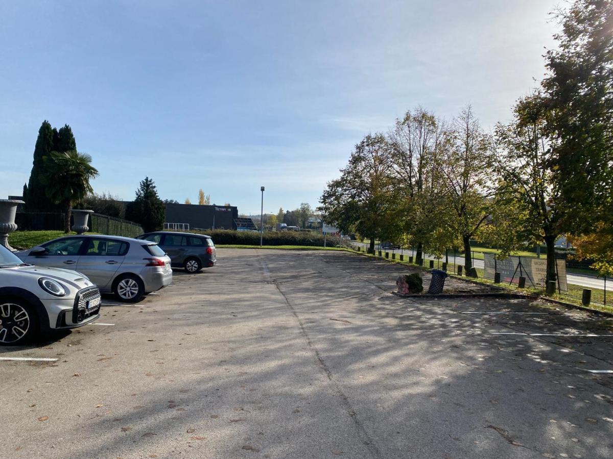 La Roseliere Saint-Quentin-Fallavier Exterior foto